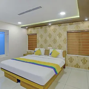 Treebo Trip Majestic Inn Thampanoor Hotel